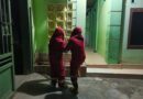 SARANG TAWON GUNG YANG MERESAHKAN WARGA SUKADAMAI BERHASIL DI EVAKUASI ANGGOTA DAMKAR LAMPUNG SELATAN
