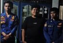 SARANG TAWON VESPA YANG MERESAHKAN WARGA PASURUAN BERHASIL DI EVAKUASI ANGGOTA DAMKAR LAMPUNG SELATAN