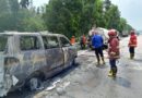 KEBAKARAN MOBIL MINIBUS DI RUAS TOL BAKTER KM 56